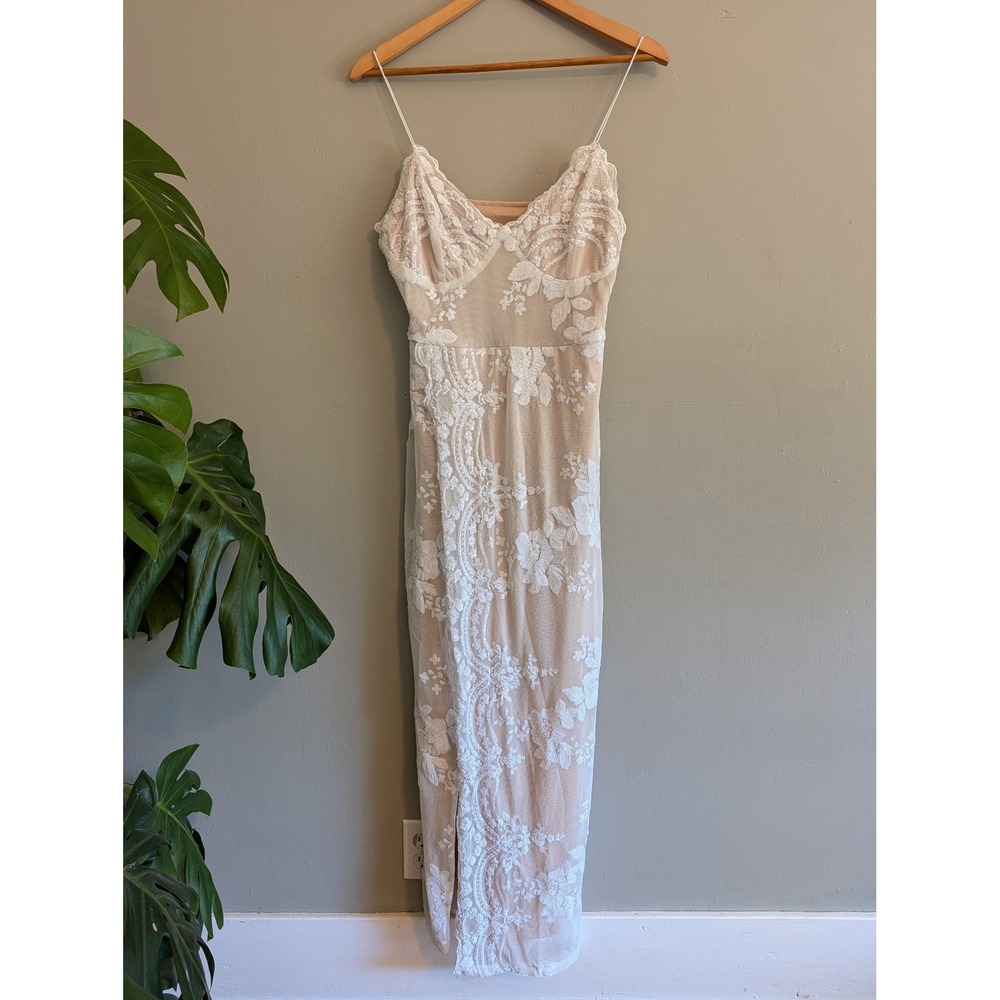 NWT White Sequin Floral Lace Maxi Dress Bustier Bodice D&M Ethereal Size L
